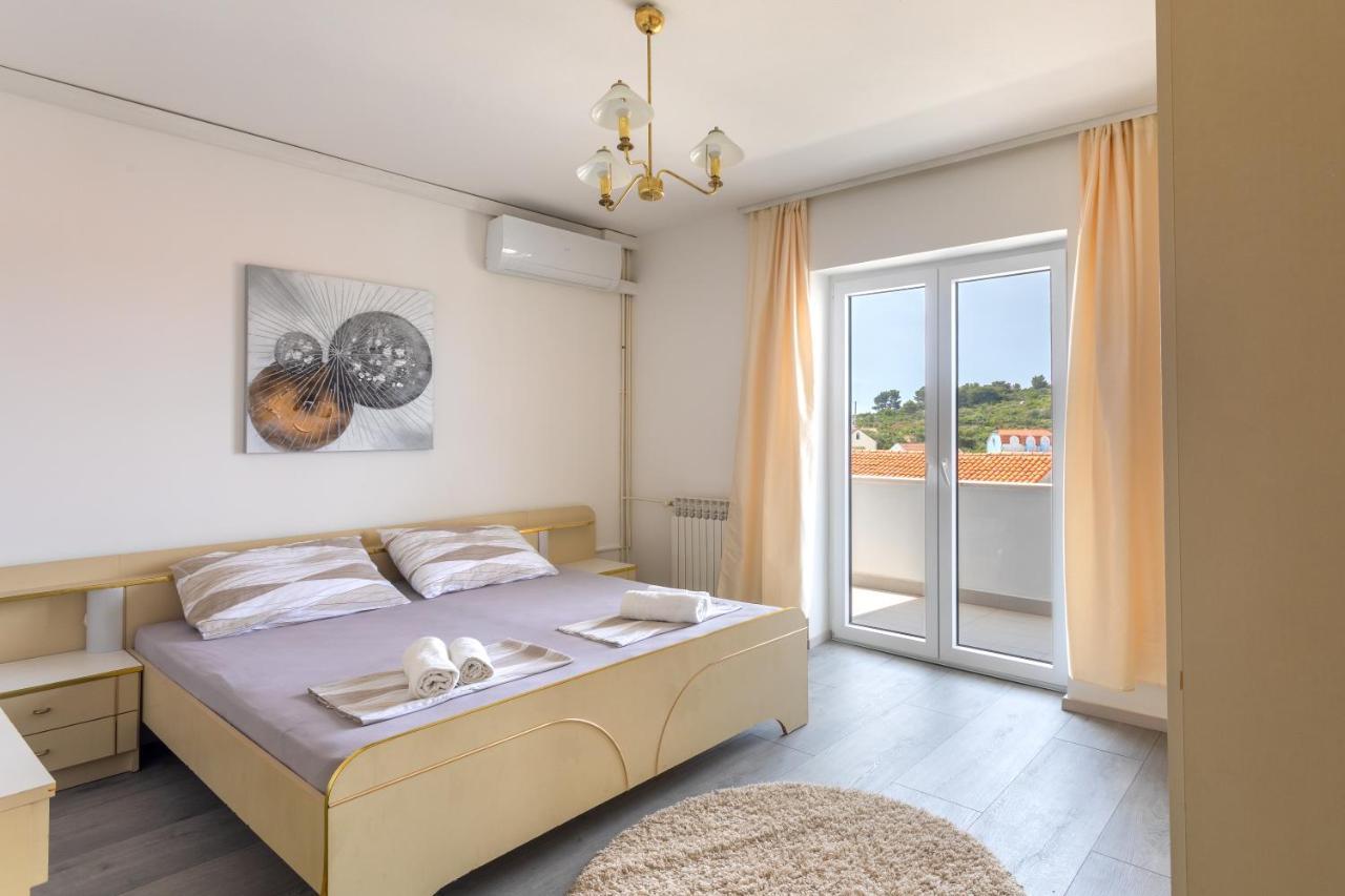 חוואר Villa M&M - Zf Hvar מראה חיצוני תמונה